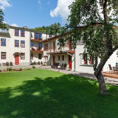 Vabaduse Apartments Parnu Luaran gambar