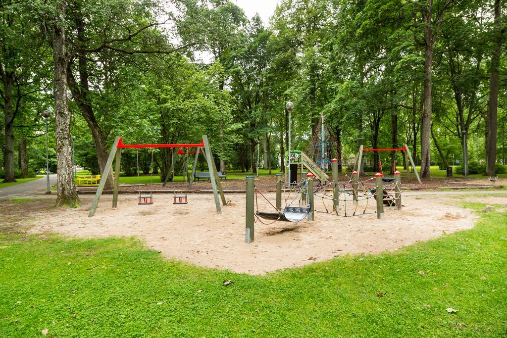 Vabaduse Apartments Parnu Luaran gambar