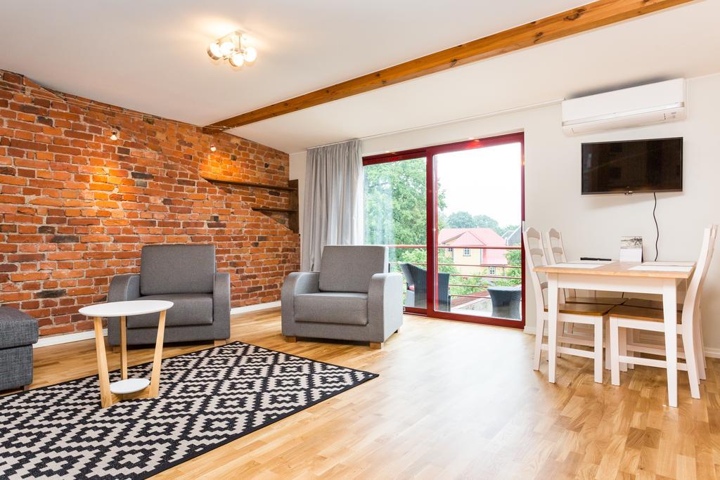 Vabaduse Apartments Parnu Luaran gambar