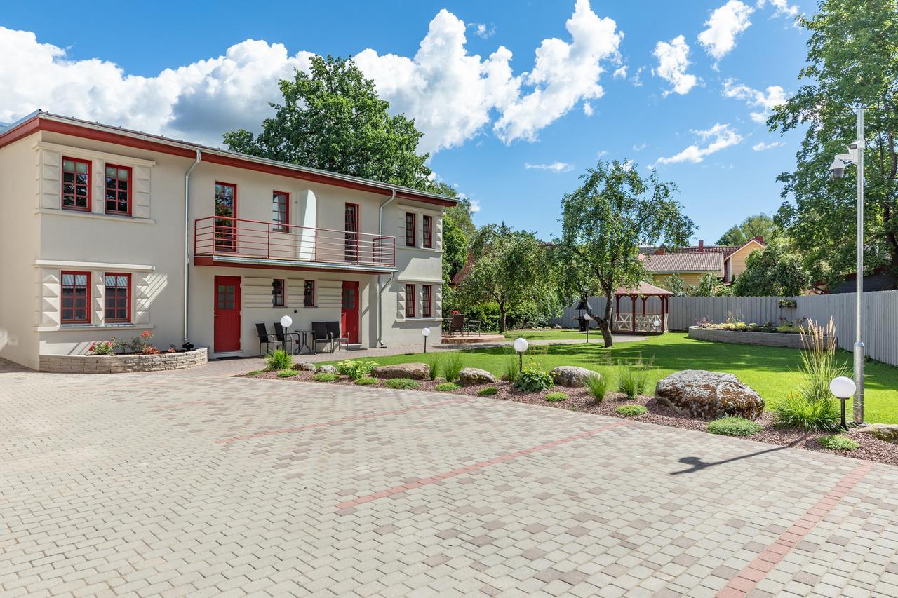 Vabaduse Apartments Parnu Luaran gambar