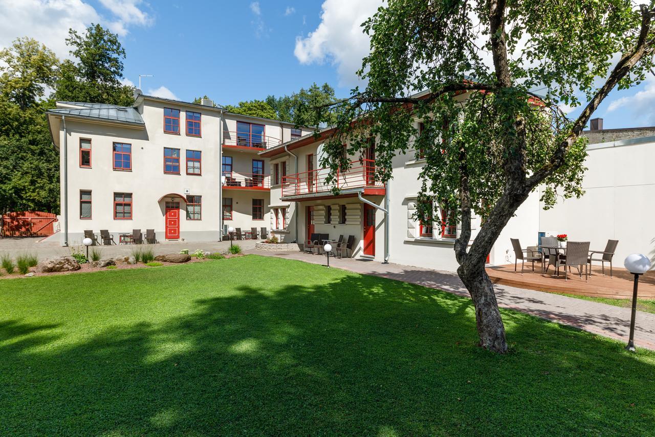 Vabaduse Apartments Parnu Luaran gambar